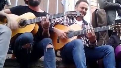 Juanito Makandé – Tocar las nubes (Plaza del Salvador)